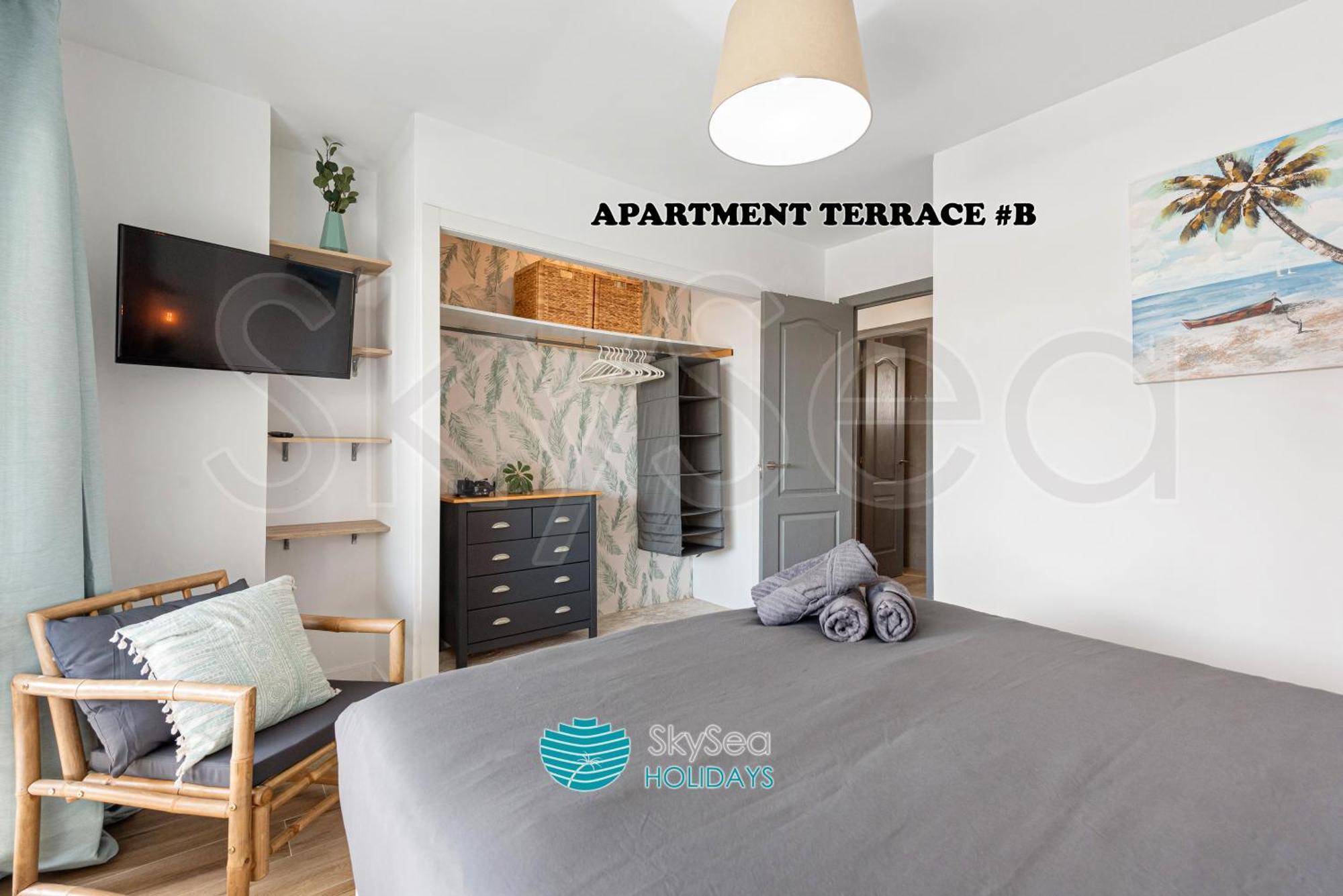 Апартаменты Skysea Benalmadena Puerto Marina Экстерьер фото